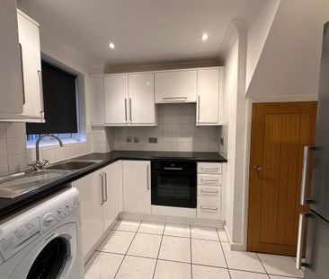 1 bedroom semi-detached house to rent - Photo 5