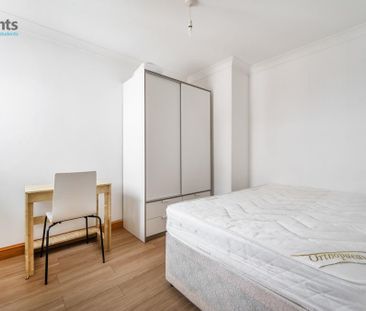 5 bedroom semi-detached house to rent - Photo 3