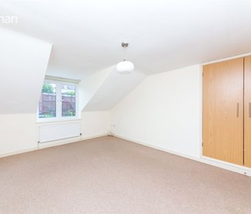 4 bedroom terraced house to rent - Photo 5