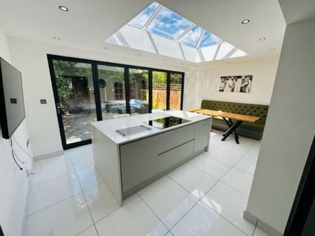 St. Andrews Road, Sutton Coldfield, B75 6UJ - Photo 4