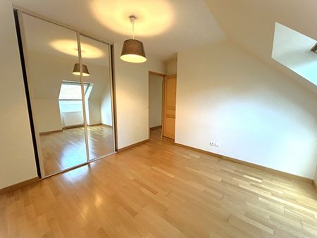 Location Maison 5 pièces 80m² - Photo 4