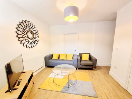 2 Bed Flat, Grove Road, E3 - Photo 3