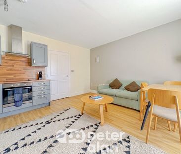 Cathedral Road, Pontcanna - Photo 2