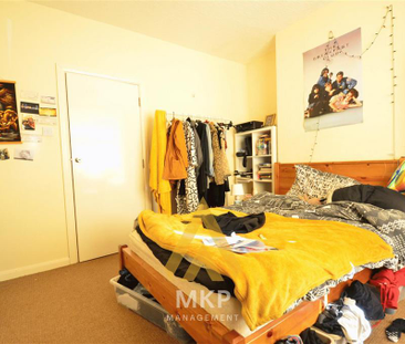 4 bedroom end of terrace house to rent - Photo 3