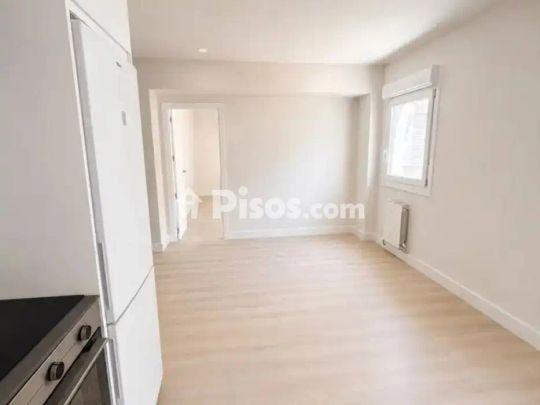Piso en alquiler en Centro - Photo 1