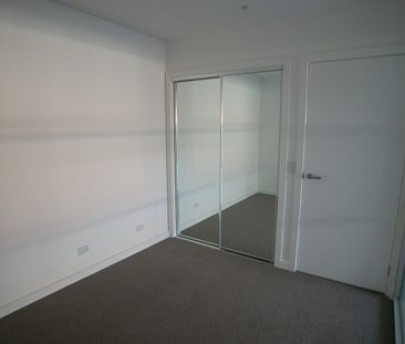 Two Bedroom Apartment in Ideal City-Fringe Location - Photo 1
