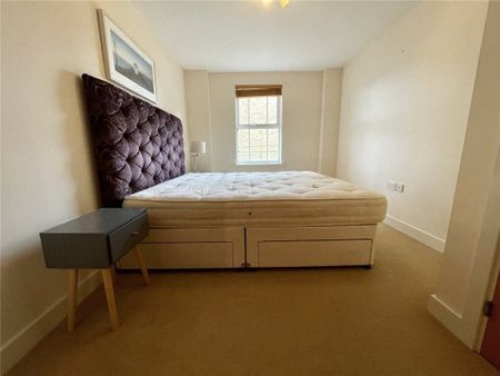 West Cliff Road, Bournemouth, BH2 - Photo 5