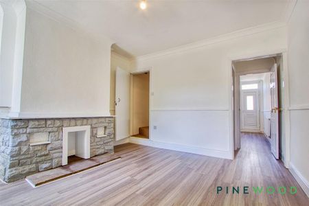 3 bedroom terraced house to rent - Photo 3