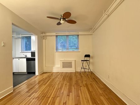 2505 Van Horne, #1 - Photo 3