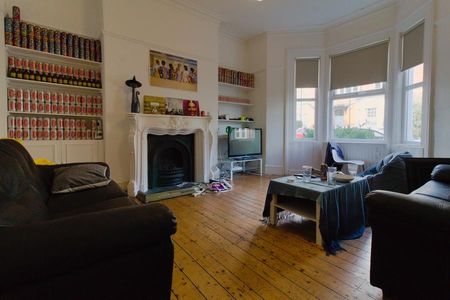 7 bedroom terraced house to rent - Photo 2