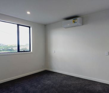 Spacious 3-Bedroom Home in Totara Park - Photo 5