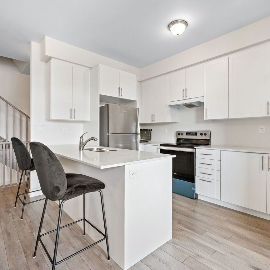 For Lease - 33 Kintall Way, Vaughan, Ontario - Photo 1