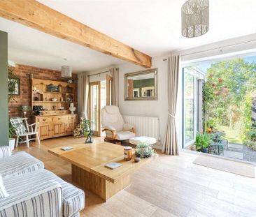 2 bedroom semi-detached house to rent - Photo 4