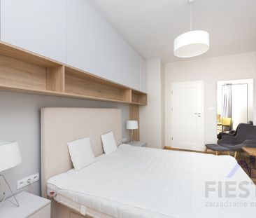 Warszawa, Śródmieście, Świętokrzyska – zdjęcie 3