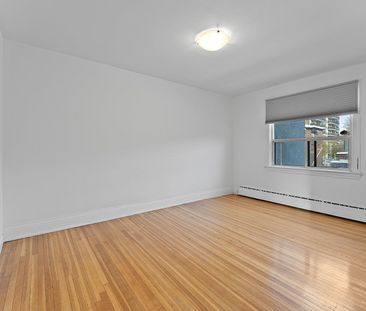 For Lease - 5 Crang Avenue Unit# 2, Toronto, Ontario - Photo 3