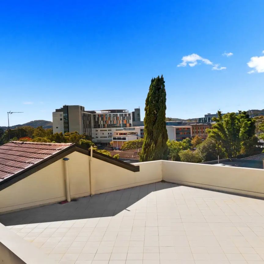 “Location! Location!” - Photo 1