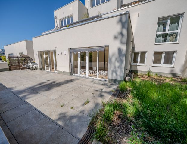 Traumhafte Ruhe und idyllischer Ausblick / Terrassenwohnung mit eigenem Rasenstück auf Hagen-Emst - Foto 1