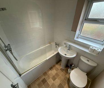 Bramble Walk, Overseal, DE12 - Photo 6