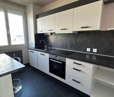 Appartement à louer 5 pièces 88.37m² - Photo 4