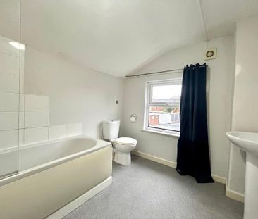 2 bedroom terraced house to rent - Photo 6