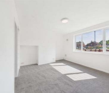 2 bedroom end of terrace house to rent - Photo 5