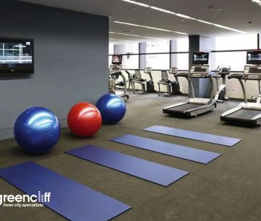 “LUMIERE - Refurbished unfurnished apartment” - Photo 1