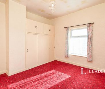 3 bedroom mid-terrace to rent School Street, Church Gresley - Photo 6
