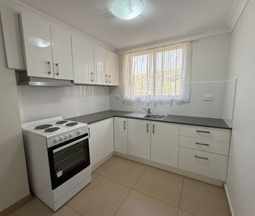 17/237 Sharp Street, Cooma - Photo 4