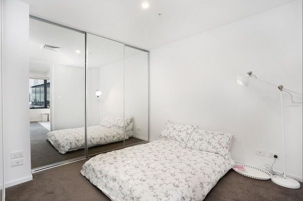 Location&Style - Photo 1