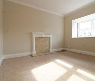 Whitby Avenue, York - Photo 1