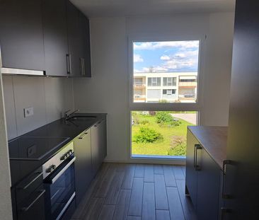 2.5 Zimmer, 63 m², 3. Stock - Foto 3