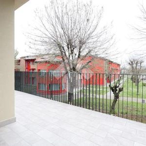 Quadrilocale in affitto - Photo 2