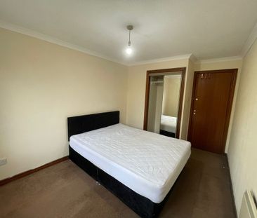 2 Bedroom Property To Rent - Photo 3