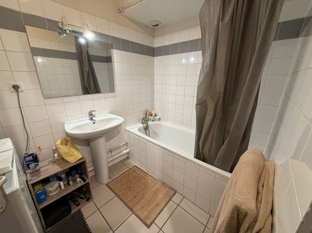 Location Appartement 3 pièces 65m² PONT DE VAUX 01190 - Photo 4