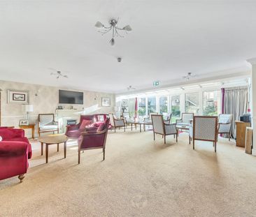 Nicholls Lodge, Bishop’s Stortford - Photo 4