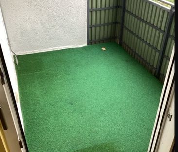 2-Zimmerwohnung mit Balkon und EBK - Photo 2