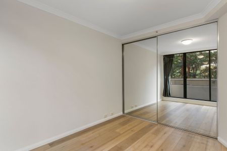 Forum Apartments - 1 Bedroom + Study - Photo 3