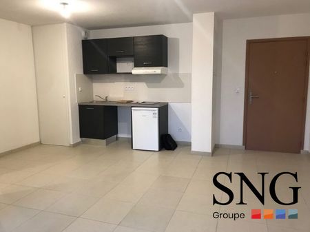 T2 AVEC TERRASSE ET PARKING - Photo 3