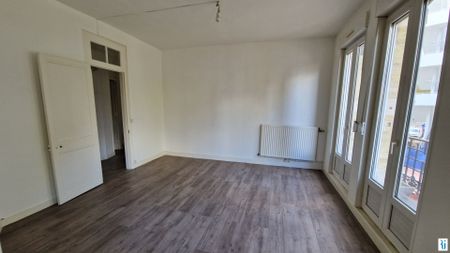 Location Appartement 3 pièces 74m² ROUEN 76100 - Photo 2