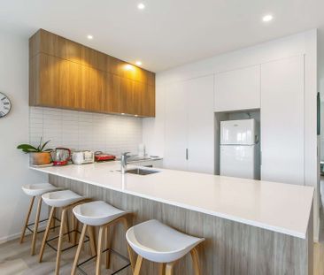 Modern Cozy Living in Karaka - Photo 2