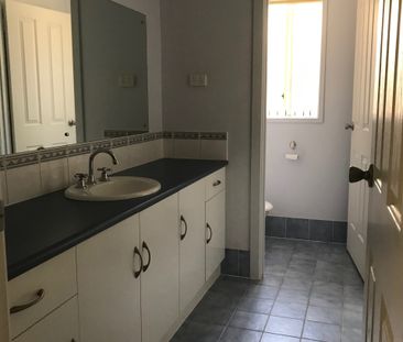 12 Tramway Crescent, Sheidow Park, SA 5158 - Photo 6