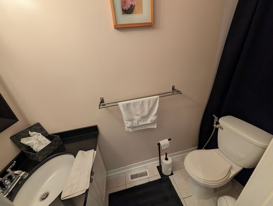 For Lease - 3843 Densbury Drive Unit# #Upper, Mississauga, Ontario - Photo 1