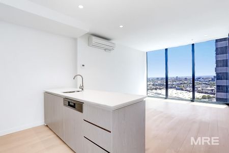 2109/135 A'Beckett Street, Melbourne - Photo 2