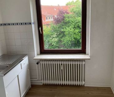 Helle und geräumige 2-Zimmer Wohnung zum 16.07 zu vermieten! - Foto 1