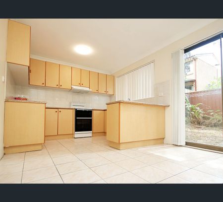 6/219 Old Kent Road, Greenacre, NSW 2190 - Photo 4