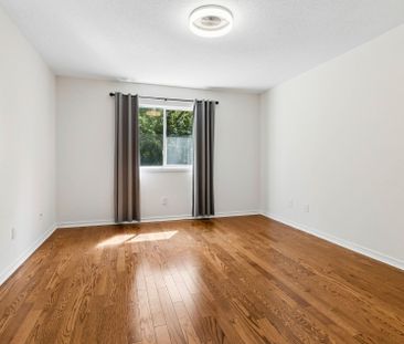 For Lease - 41 Maroon Drive, Richmond Hill, Ontario - Photo 6
