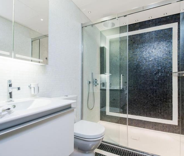 3 bedroom mews to rent - Photo 2