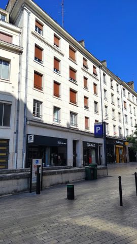 Location Appartement 2 pièces 56m² ORLEANS 45000 - Photo 5