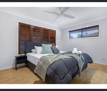 Private Waterfront Sanctuary - Photo 4