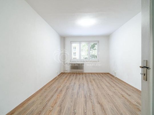 Pronájem bytu 3+1 71 m2 - Fotografie 1